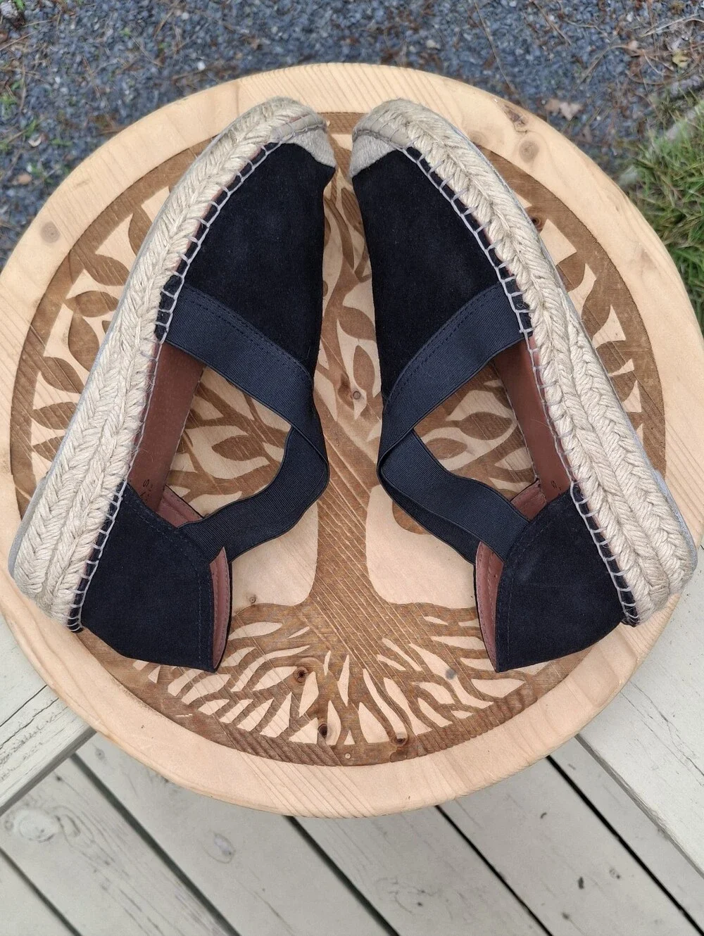 Fabiolas Black Suede Closed Toe Cross Strap Espadrilles Spain Size 7.5/38
